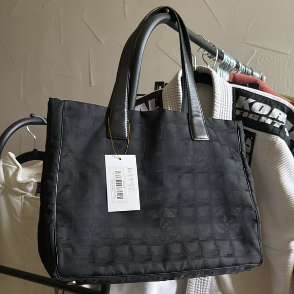 CHANEL BLACK RARELY - Picture 4 of 12